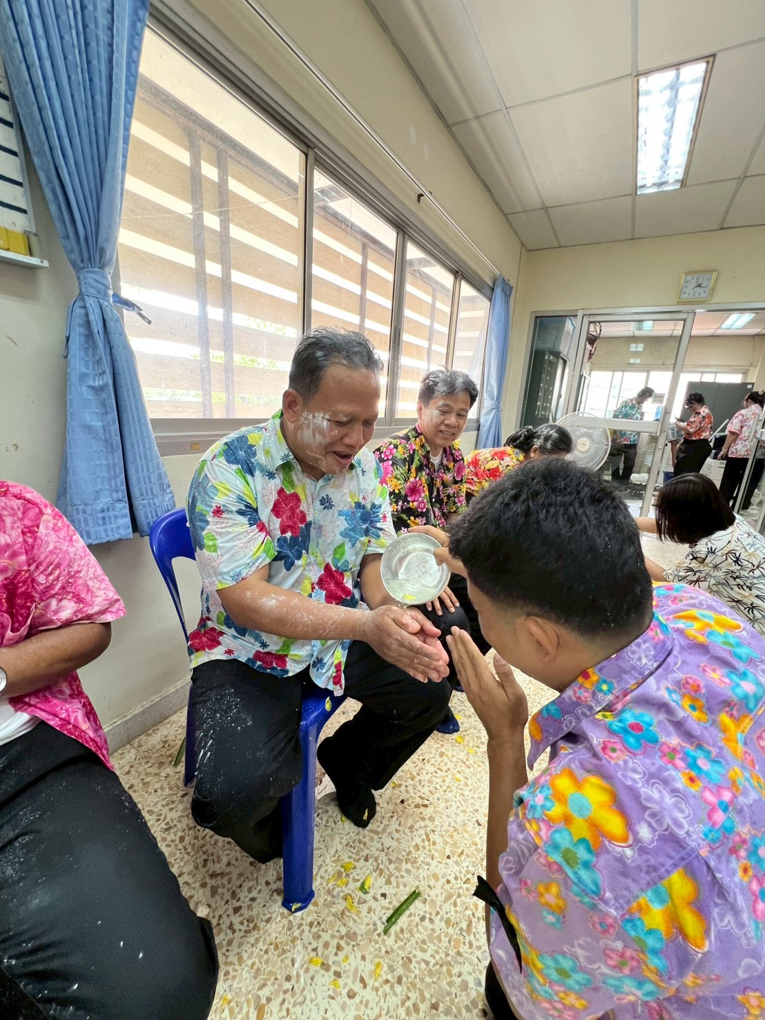 title - ส.ป.ก. ยโสธร จัดพิธีสรงน้ำพระและพิธีรดน้ำดำหัว เนื่องในโอกาสวันขึ้นปีใหม่ไทย ประจำปี พ.ศ.2569